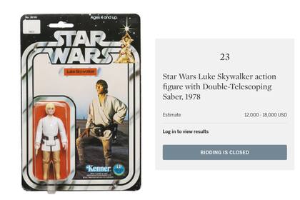 Luke Skywalker (1978): una figura de acción de Star Wars en su empaque original, con sable de doble telescopía, puede alcanzar un valor de entre US$12.000 y US$18.000