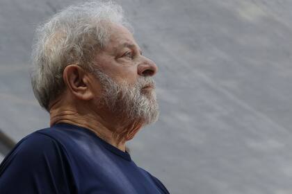 Ayer, un juez ordenó liberar a Lula y desató un escándalo