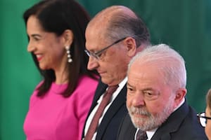 Más críticas a Lula por sus señales económicas y enojo ante las primeras divergencias de sus ministros