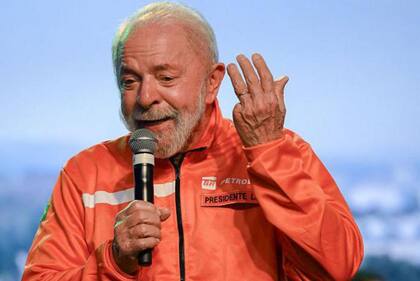 Lula da Silva ha dicho que los ingresos petroleros son necesarios para financiar las energías verdes. Los ambientalistas lo niegan.