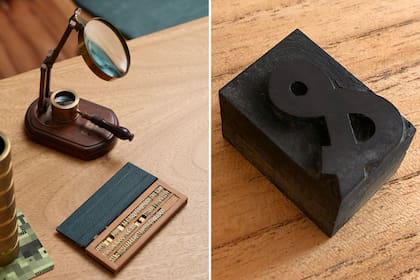 Lupas, sellos, máquinas de escribir son algunos de los elementos que, con un uso decorativo, toman significado en la impronta de la casa editora.