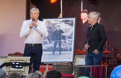 Lúpiz y Amaro, en una de sus presentaciones sobre la vida de El Zorro