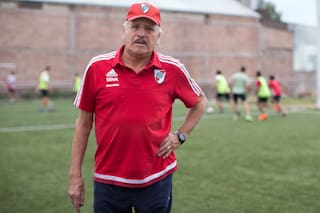 Luque: "Acá se van a ver dos equipos con pretensiones. Y si pasamos… a atajarse"