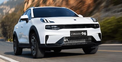 Lynk & Co 06