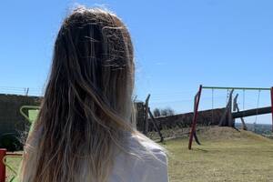 M. escapó de México con su hija, de dos años y diez meses, luego de denunciar a su esposo y padre de la niña por violencia y abuso. El hombre pidió la restitución internacional de la menor y ella hoy está en Cordoba y teme que él les haga algo