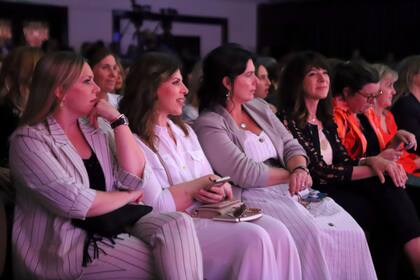 Mabby Autino e Inés Bertón en primera fila