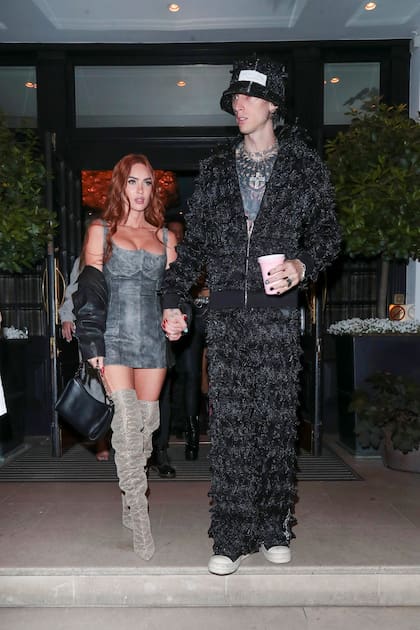 Machine Gun Kelly y Megan Fox retomaron su relación después de rumores de separación y salieron a cenar al restaurante Bocconcino en Londres