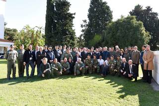 Helicóptero varado: Mauricio Macri recibió en Olivos a los rescatistas