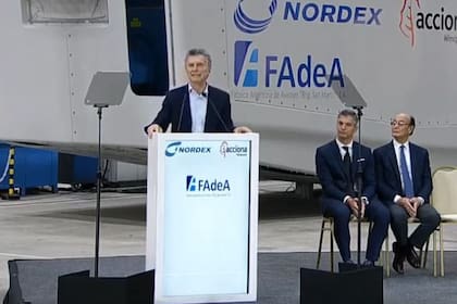 Mauricio Macri en las instalaciones de Fadea