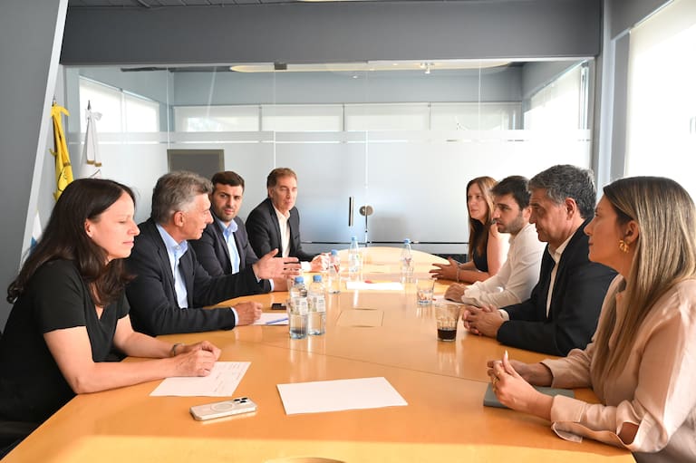 macri-encabezo-el-encuentro-de-pro-en-la-sede-XLCZ2WEJDVGK5E3TUGAV5URXZU