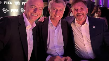 Macri, junto a Infantino y Alejandro Domínguez