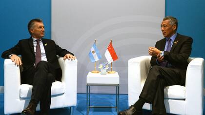 Macri junto al primer ministro de Singapur, Lee Hsien Loong