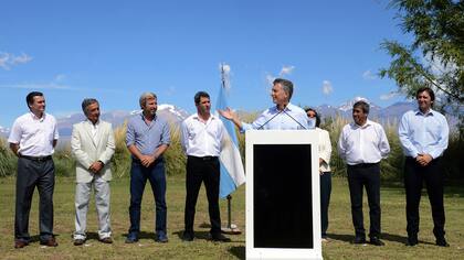 Macri, la Cordillera, gobernadores peronistas y anuncios, como hace una semana en Jujuy