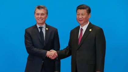 Macri llegó hoy a China con un objetivo prioritario: firmar acuerdos para la realización de obras y formalizar anuncios de inversiones para la Argentina.