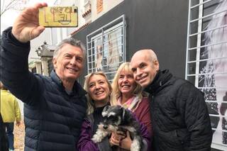 Uniqlo. La historia multimillonario del creador de las camperas de Cambiemos