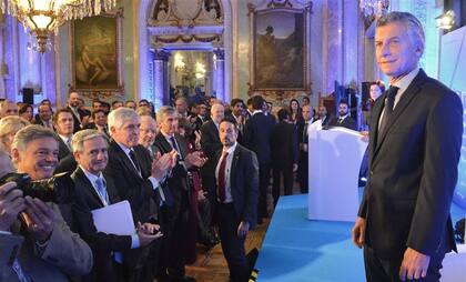 Macri volvió a reunirse con empresarios y participó de una entrevista pública