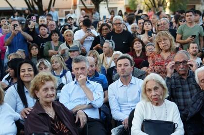 Macri y De Loredo participaron de una reunión con emprendedores y un taller de vecinos.