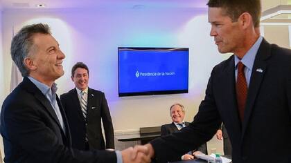 Macri y Michael Punke, vicepresidente de Políticas Públicas Global de Amazon Web Services, tras la firma del acuerdo de cooperación en julio de este año