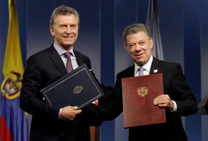 Macri y Santos firmaron en Bogotá acuerdos bilaterales