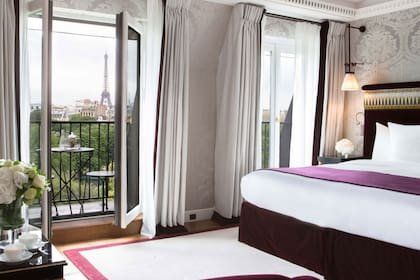 Macri y su familia se hospedan en un hotel considerado un "palace" en pleno centro de París