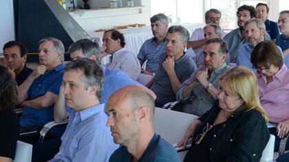 Macri y sus ministros en el "retiro espiritual" del Gobierno, esta mañana