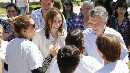 Macri y Vidal encabezó una nueva jornada nacional de timbreo de Cambiemos, en Suipacha