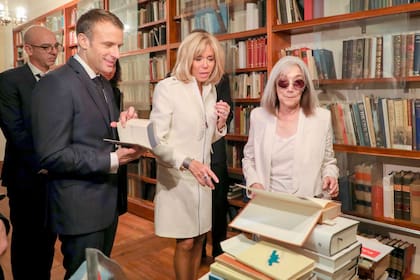 Macron encontró en Buenos Aires el fervor que no despierta en Francia