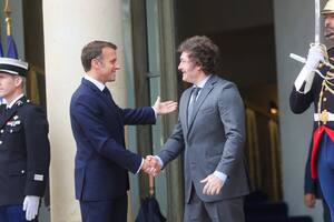 Macron y Milei en París