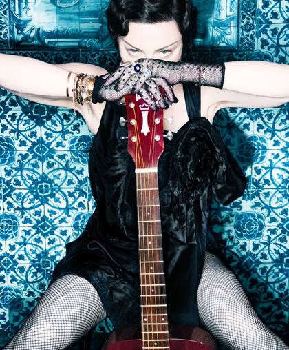 Imagen de tapa de la edición deluxe del álbum que se edita hoy