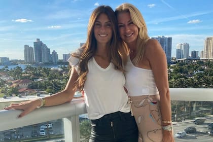 Madre e hija se encuentran en Miami (Foto Instagram @yanilatorre)