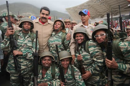 Maduro, en el estado de Vargas, durante las maniobras militares del fin de semana