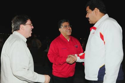 Maduro llegó ayer a la madrugada a La Habana para visitar a Chávez