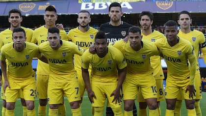 Magallán, Goltz, Benedetto, Rossi, Pérez, Gago; Jara, Pavón, Fabra, Cardona y Barrios, el equipo de memoria de Boca