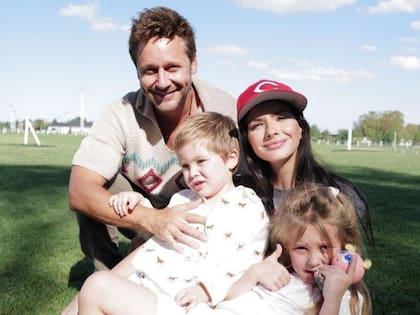 Magnolia y Amancio, los dos hijos que tienen en común Vicuña y Suárez están instalados con su madre en Estambul