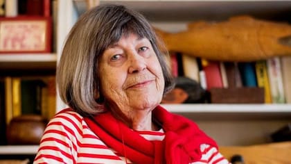 Magnusson tiene un guardarropas con todas prendas que combinan entre sí.