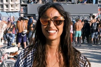 Maia Esteban, una joven de 29 años oriunda de Necochea, falleció el fin de semana pasado en Santa Teresa, Costa Rica, tras un accidente en moto