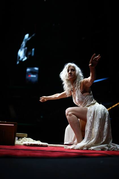 Maia Mónaco, artista multidisciplinaria