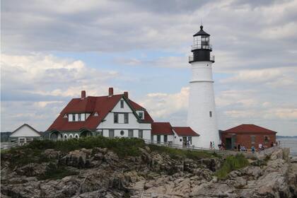 Maine, el paraíso comunitario: con 23% de población mayor de 65 años (1° en comunidad jubilada), combina baja criminalidad (2°), salud sólida (3°) y rica oferta cultural (4°)