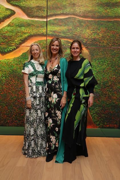 Maita Barrenechea, Gaby Grobocopatel y Jasmine Rossi participaron de la cena de recaudación. Los fondos recaudados serán destinados a un programa de beca de artistas y profesionales para la Residencia de artistas de Casa Heredia, la primera con estas características dependiente de un museo público de Argentina.