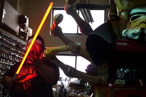 Cuánto sale una espada láser de Star Wars de calidad artesanal