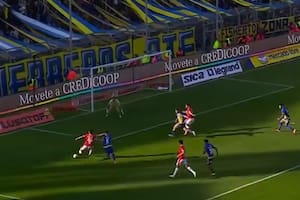 El sentido descargo de Malcorra, acusado por los hinchas del Rojo de "ir para atrás" ante Central