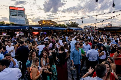 Maldini en el shopping Dot