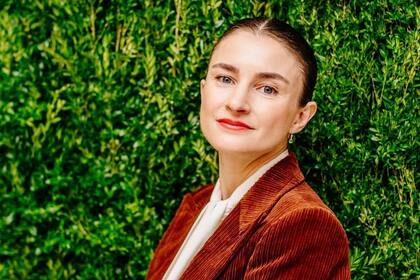 Malle también conduce un podcast dentro de Vogue.