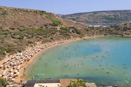 Malta es un popular destino turístico con su clima cálido, numerosas áreas recreativas y monumentos arquitectónicos e históricos, incluidos tres sitios del Patrimonio Mundial de la UNESCO.