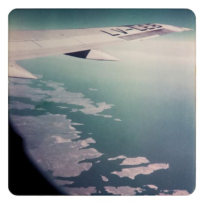 Vista de las Malvinas tomada desde el avión Boeing 737 que transportaba soldados hacia las islas en abril de 1982