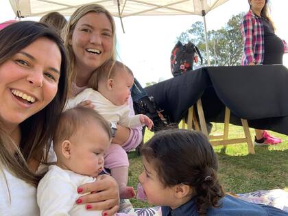 Mery y Ana fueron mams luego de superar la enfermedad.