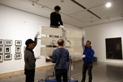 El montaje de Besos brujos, de Alberto Greco, en Historia de dos mundos