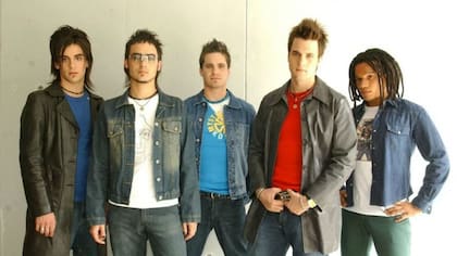 Pablo Silberberg, Milton Amadeo, Germán Tripel, Gerónimo Rauch y Emanuel Ntaka fueron los ganadores del reality Popstars y crearon la banda Mambrú