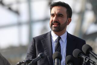 Mamdani informa a inmigrantes en NY sobre su derecho a no acatar órdenes del ICE