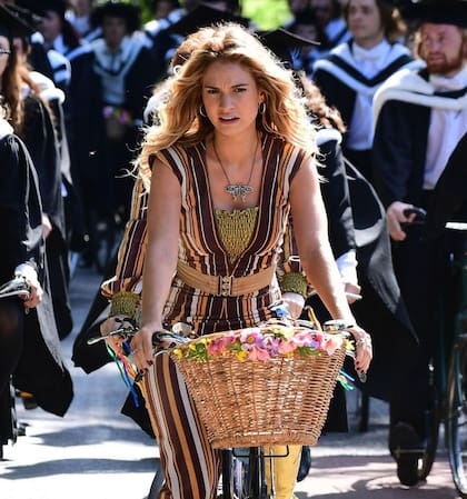 Lily James en la secuela de Mamma Mia